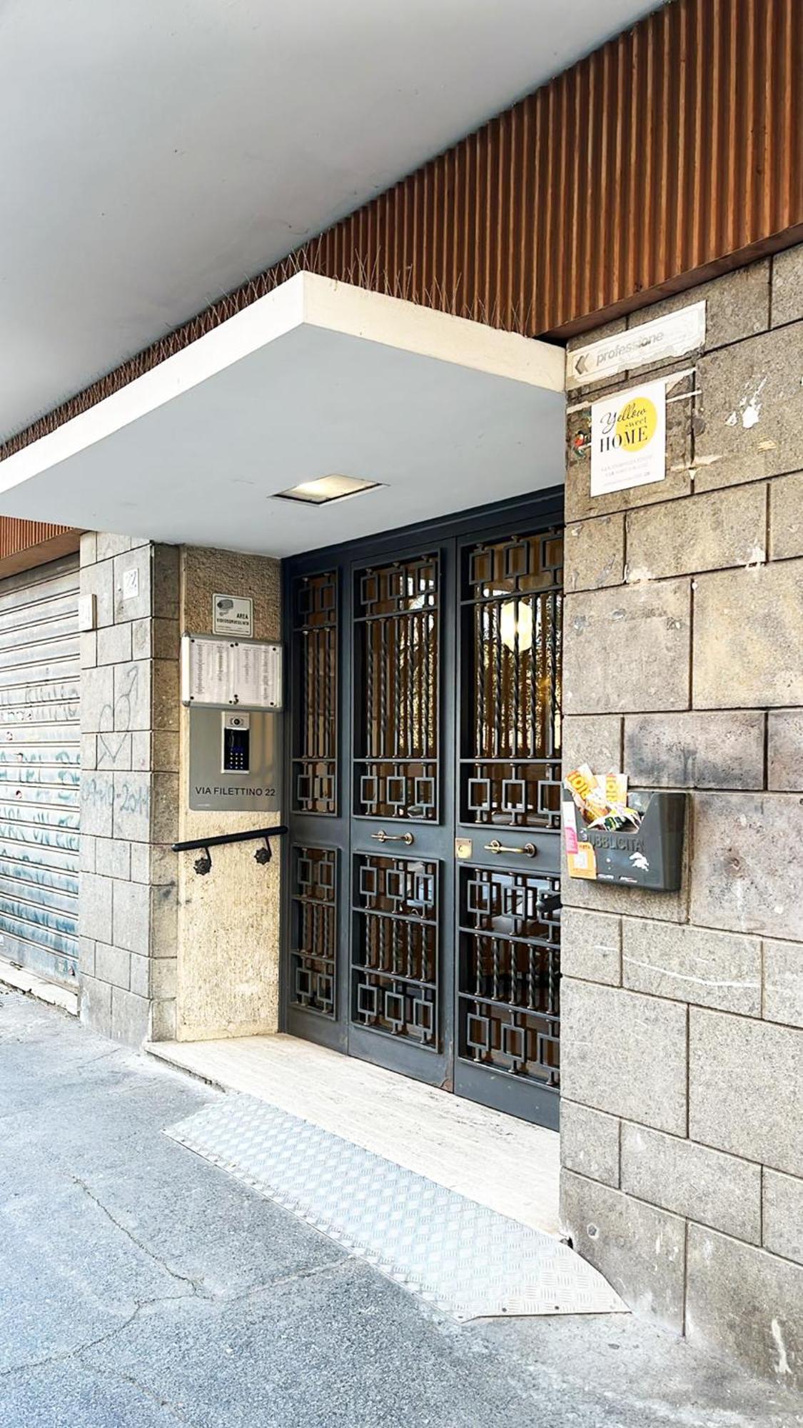 Yellow Sweet Apartment *