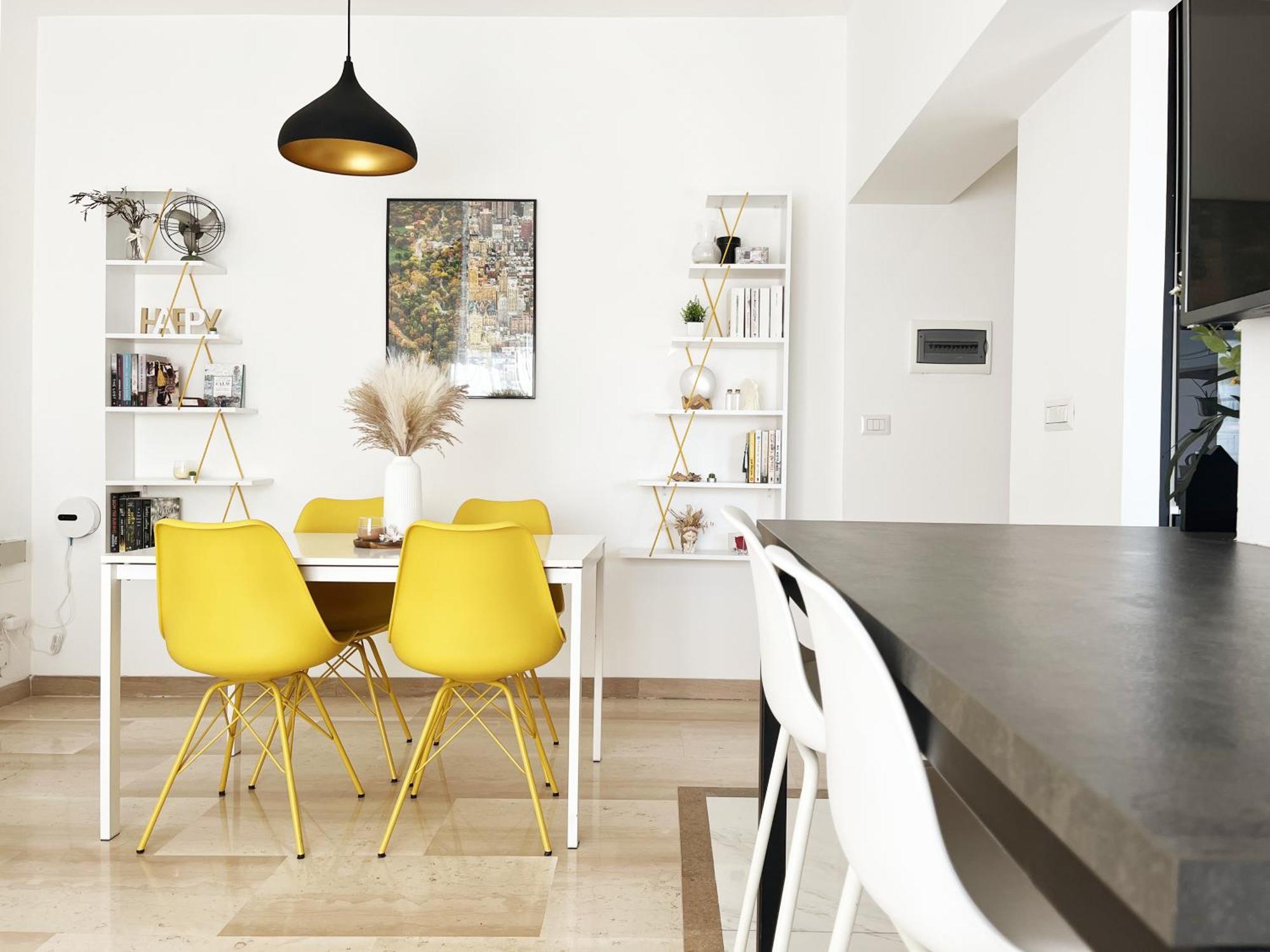 Apartment Yellow Sweet *